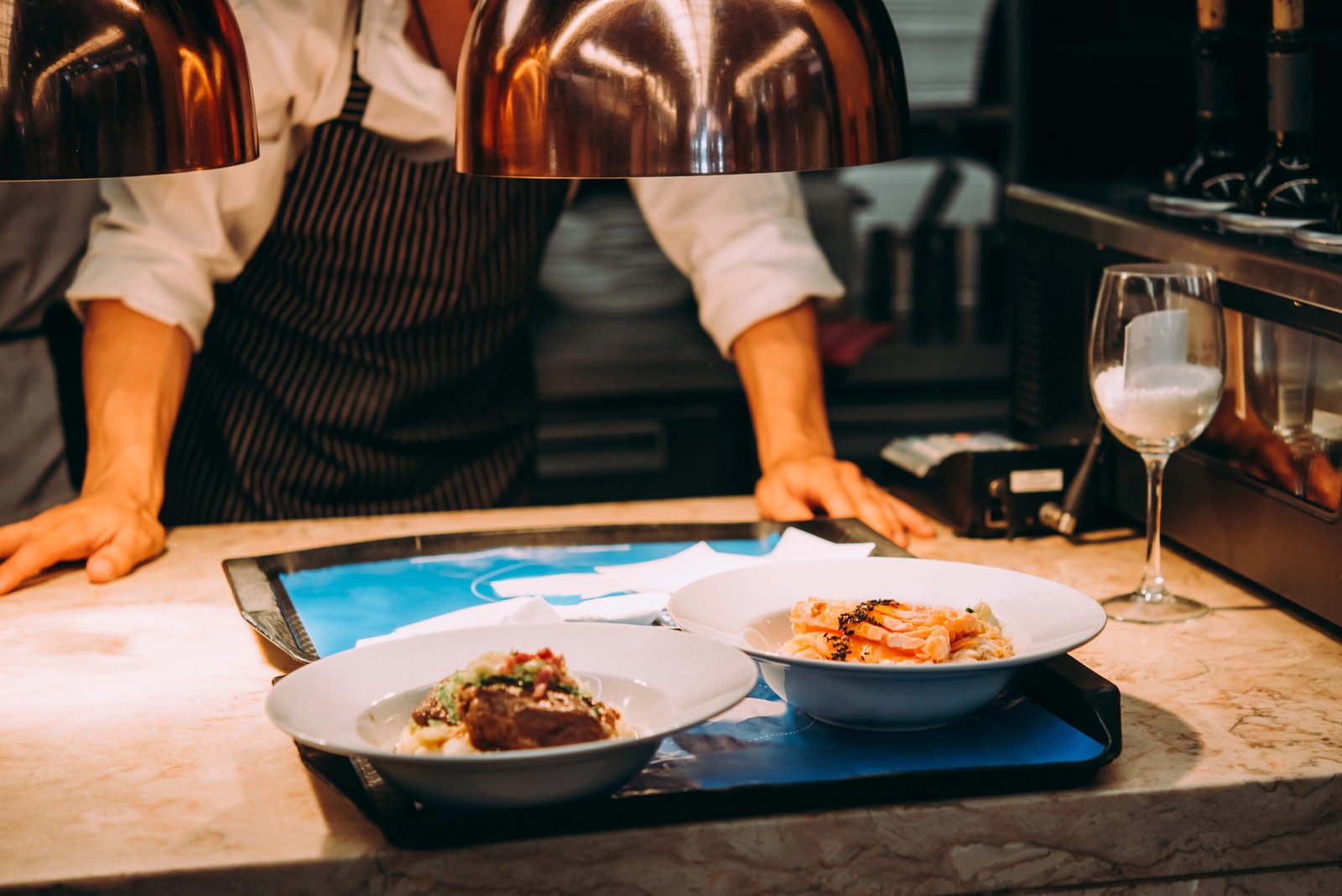 Healthy eating environments restaurant